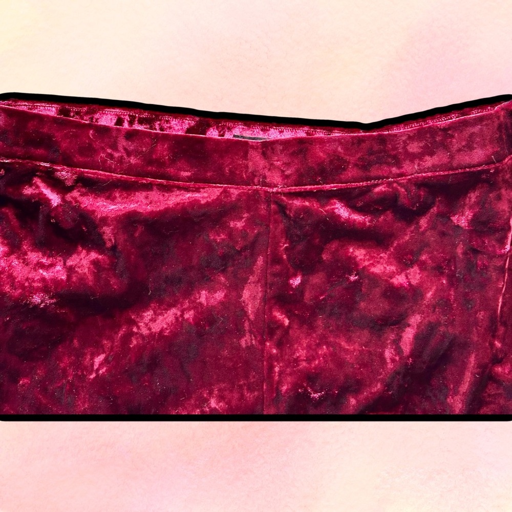 🌈 Amazing Velvet Lace-Up Shorts - Picture 4 of 5
